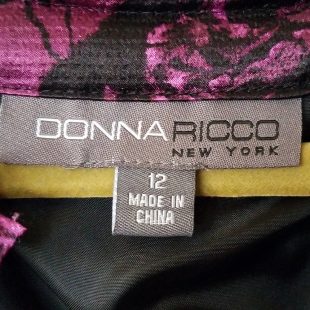 Dress - Picture 2 of 4